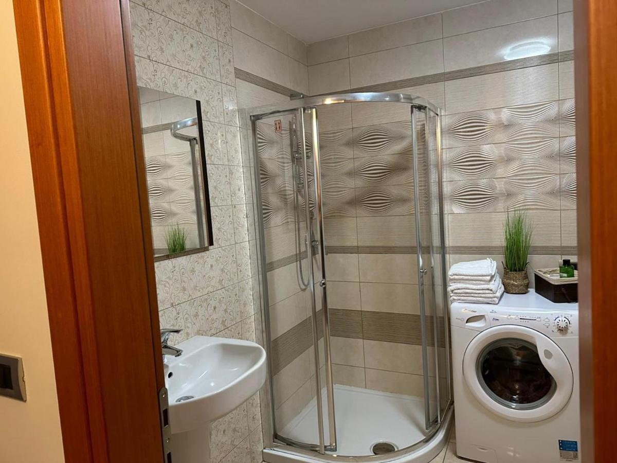 Luxury Condo In Tiranë Eksteriør bilde