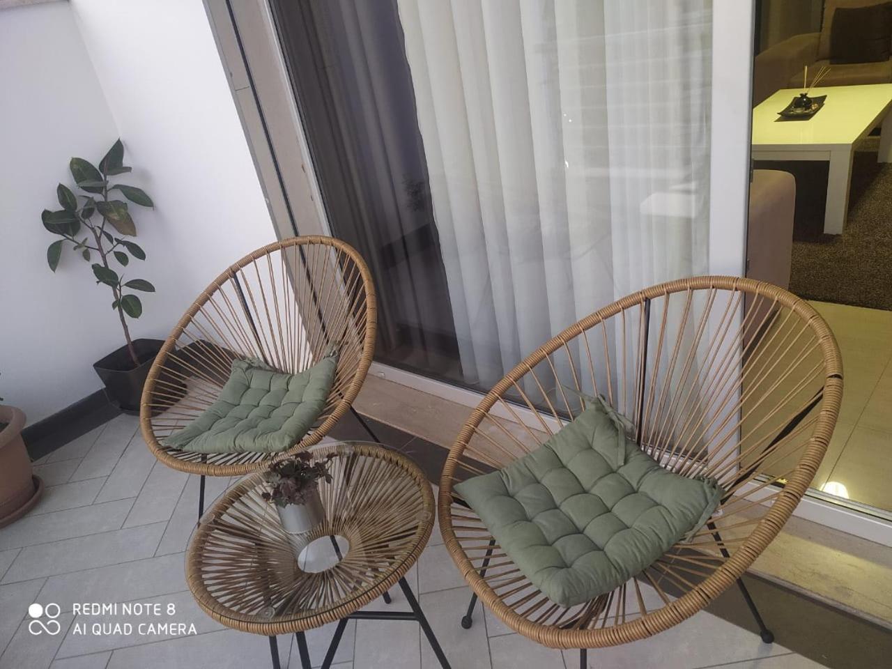 Luxury Condo In Tiranë Eksteriør bilde